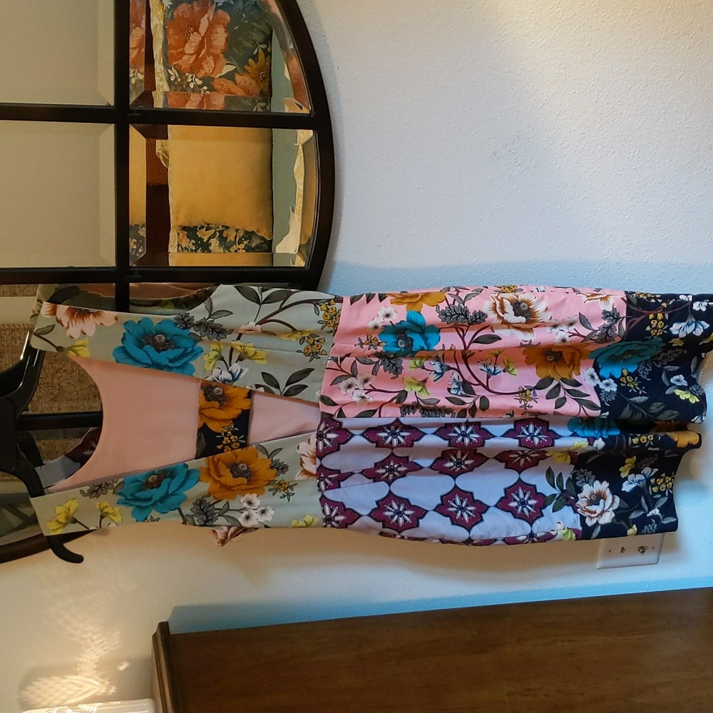 Maeve flower print dress with cut out back detail. FIRM ON PRICE